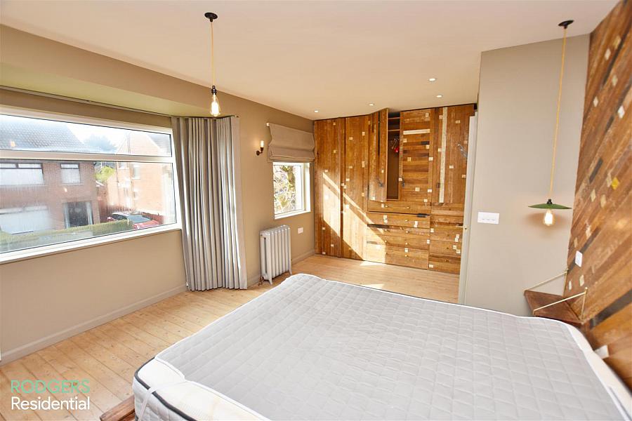 52 Cricklewood Park