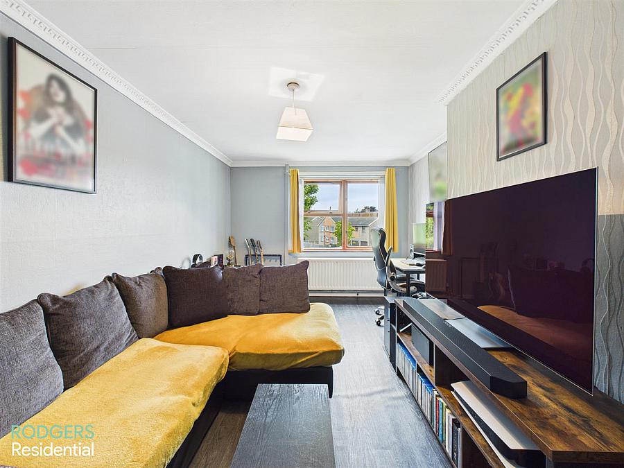 251d Abbey Park