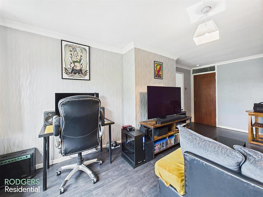 251d Abbey Park