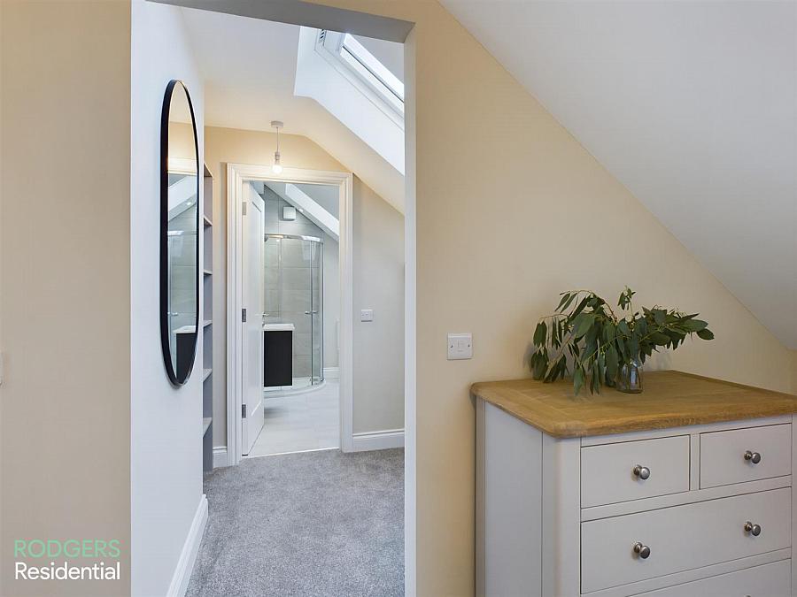 Apt 3, 14A Windsor Avenue