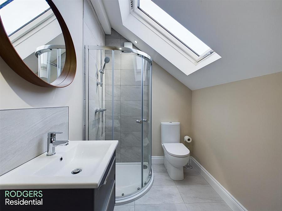 Apt 3, 14A Windsor Avenue