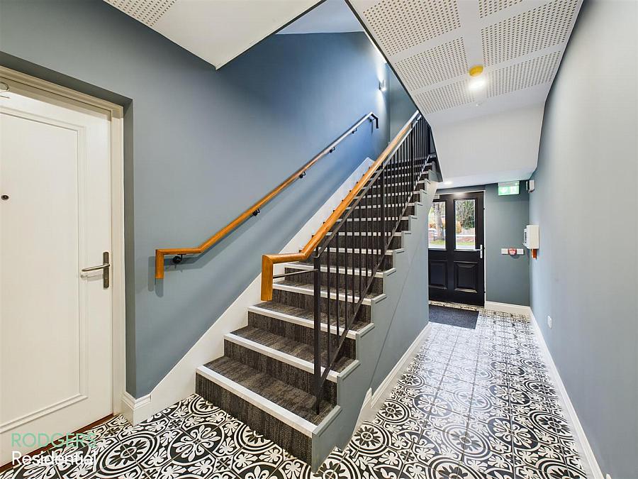 Apt 1 14 Windsor Avenue