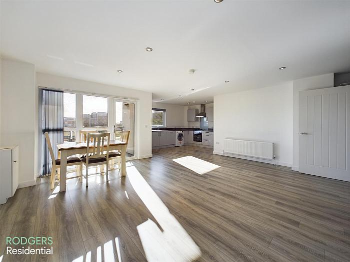 Apartment 2 37 Bridge End
