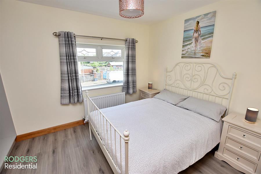 1 Dunraven Park