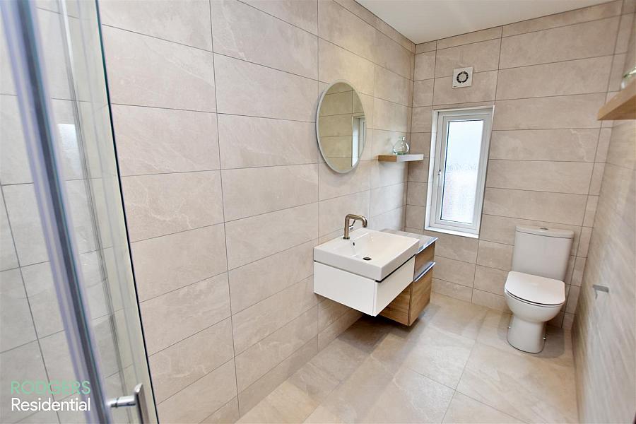 1 Dunraven Park