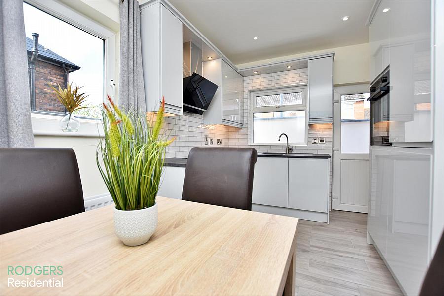 1 Dunraven Park