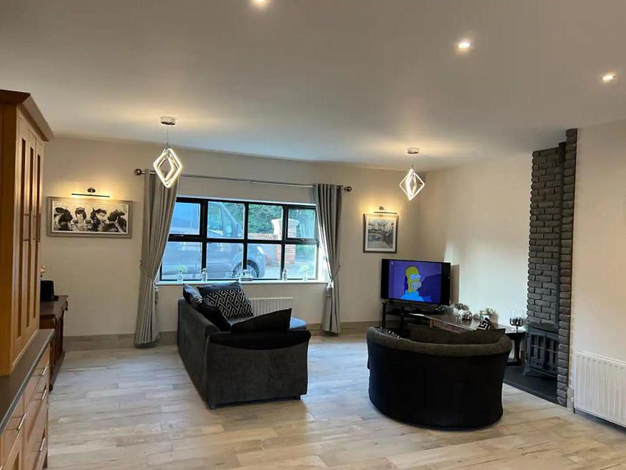 Short Term Let -, 292 Belfast Road