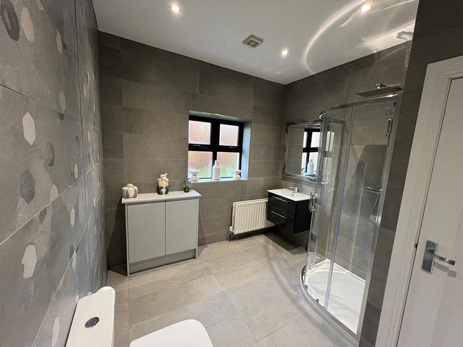 Short Term Let -, 292 Belfast Road