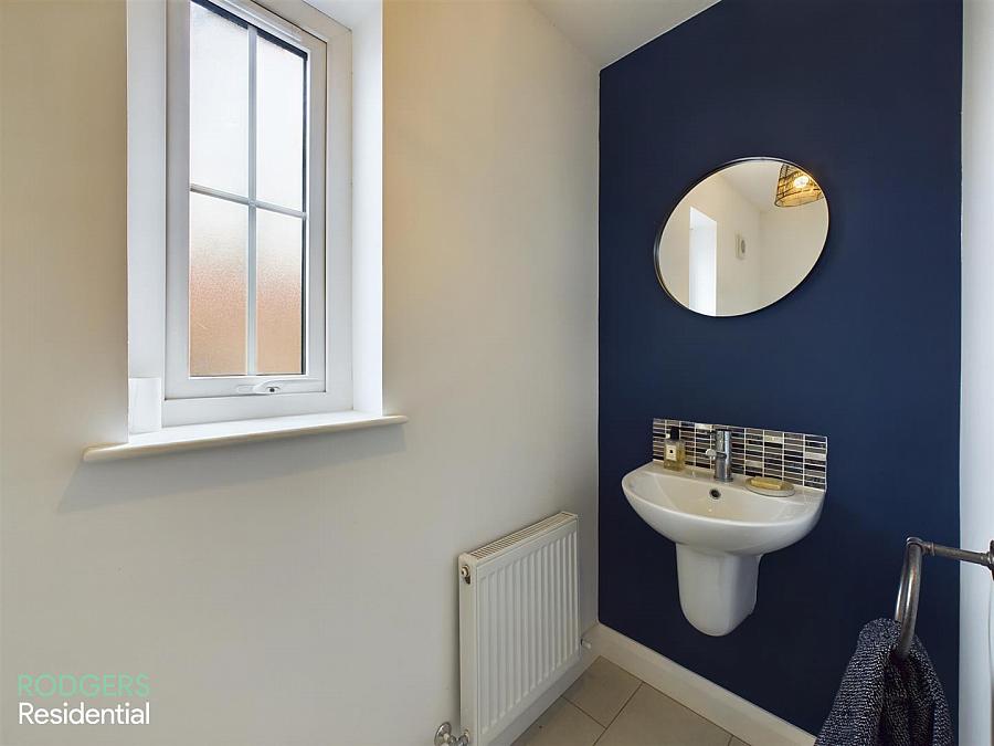 33 Orchard Hill Lane
