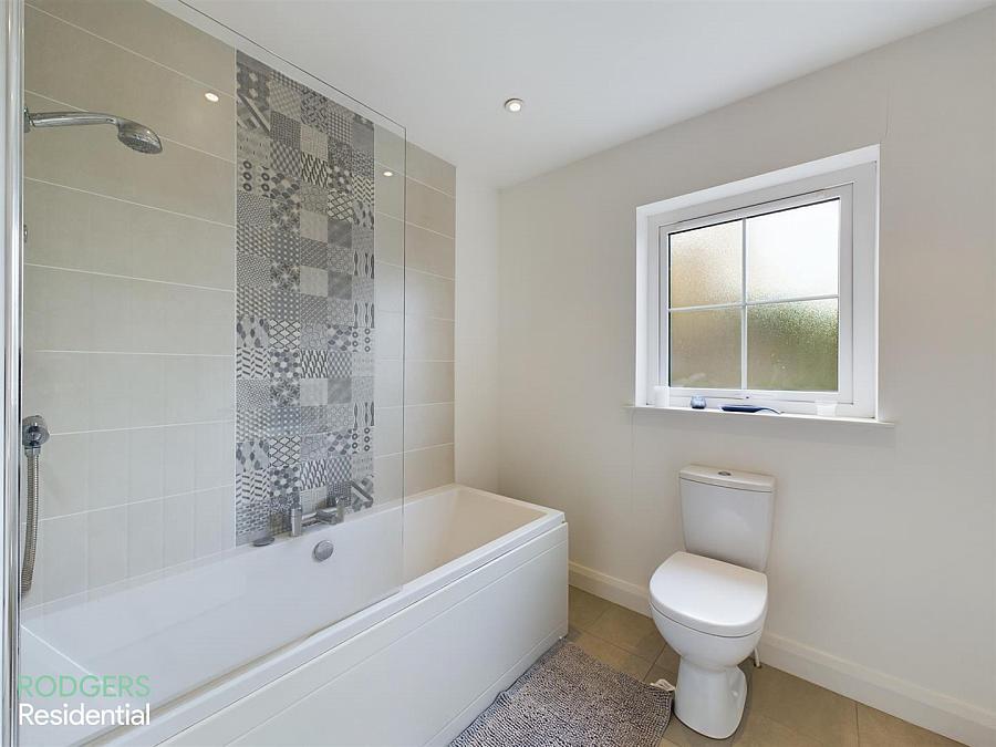 33 Orchard Hill Lane
