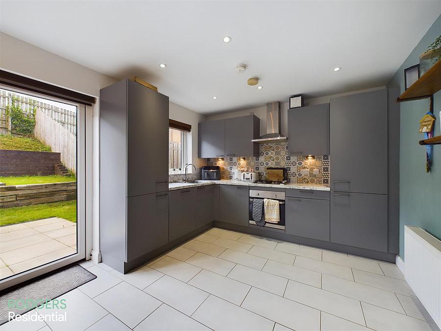 33 Orchard Hill Lane