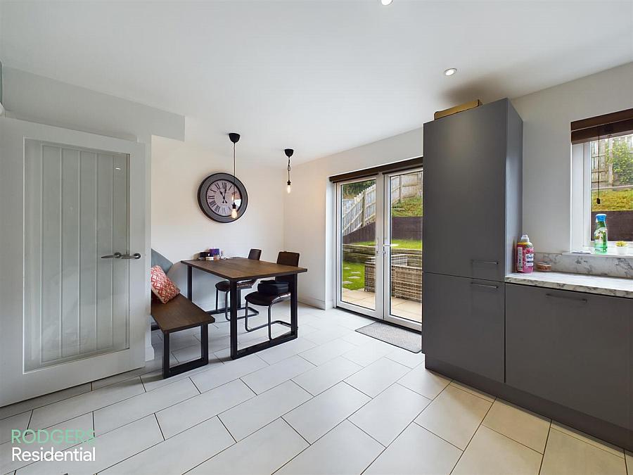 33 Orchard Hill Lane