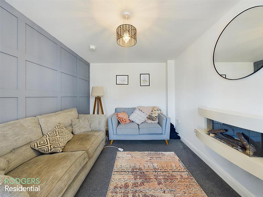 33 Orchard Hill Lane