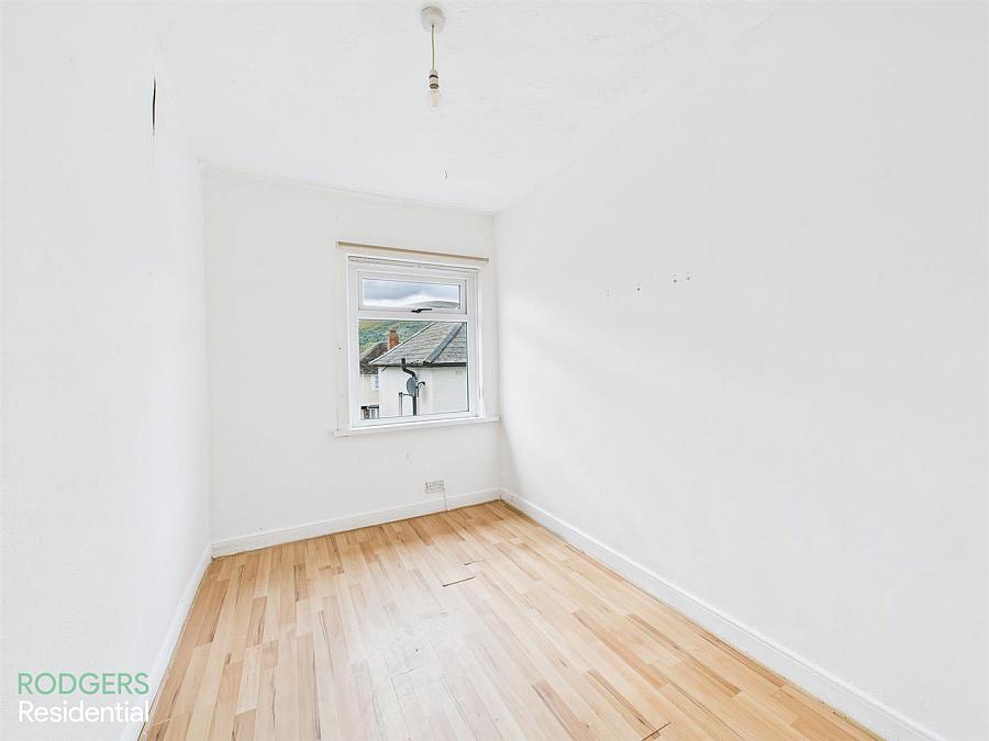 64 Rutherglen Street