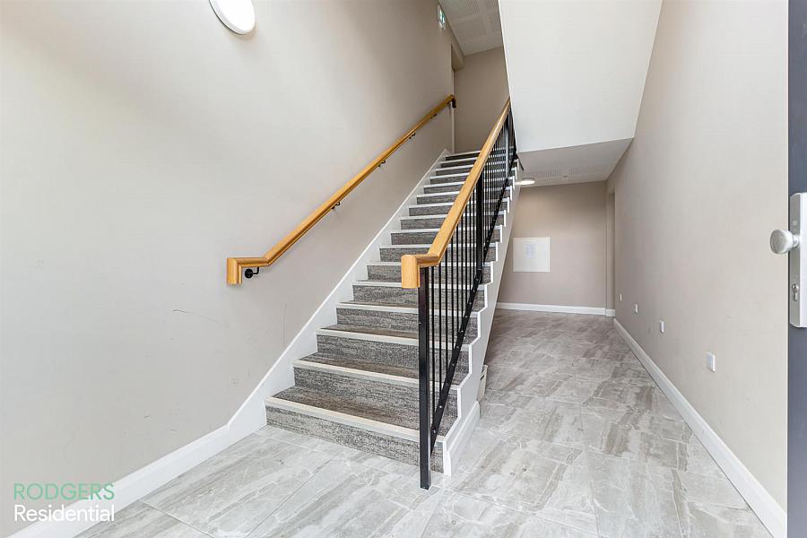 Apt 7, 1 Utility Street
