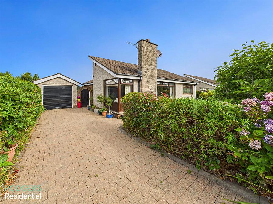 17 Carolsteen Avenue