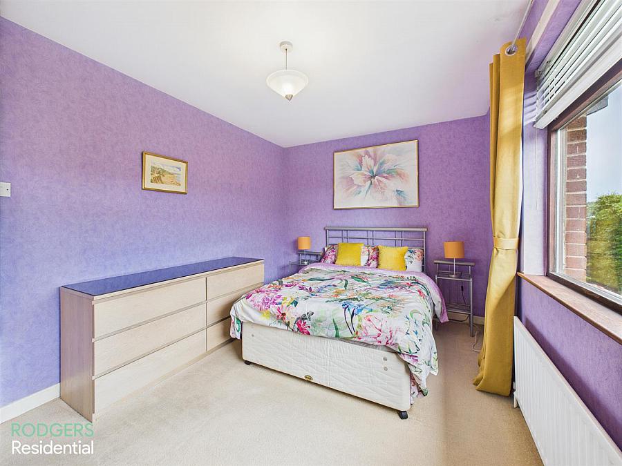 17 Carolsteen Avenue