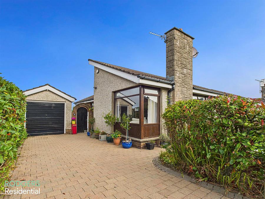 17 Carolsteen Avenue