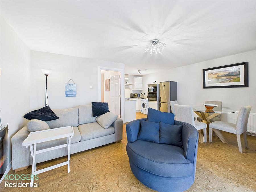 Apt 3, Byron Court Kinnegar Road