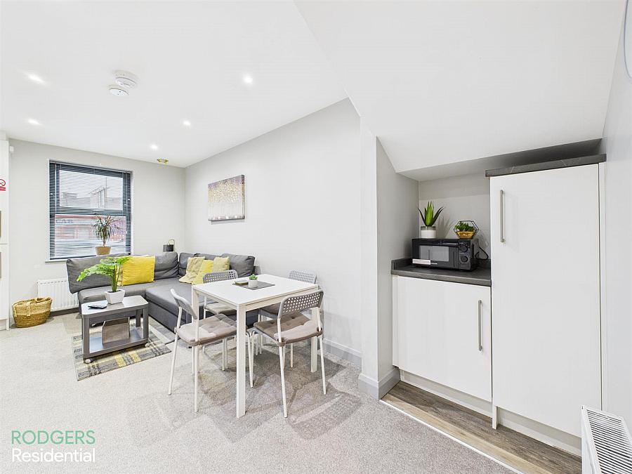 Apartment 1, 40 Upper Newtownards Road