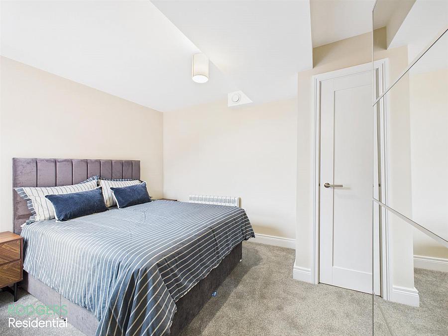 Apartment 3, 12 Windsor Avenue
