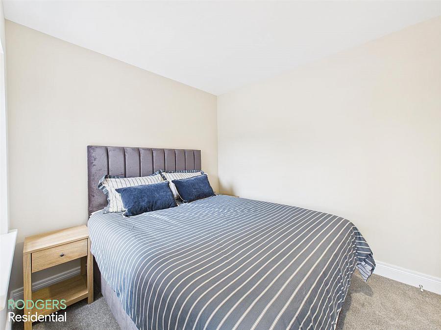 Apartment 4, 12 Windsor Avenue Apartment 4, 12 Windsor Avenue