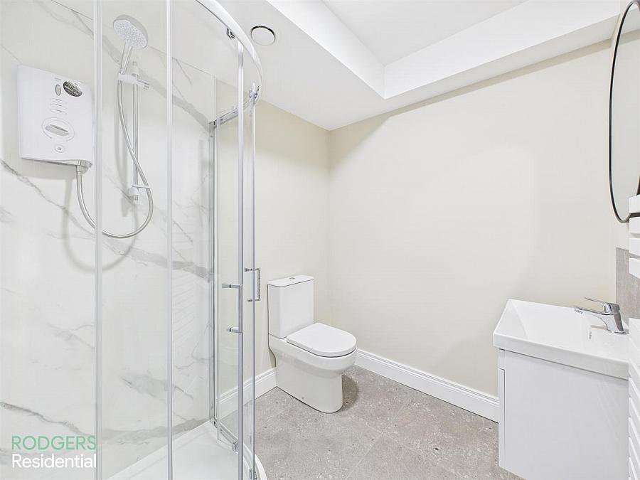 Apartment 4, 12 Windsor Avenue