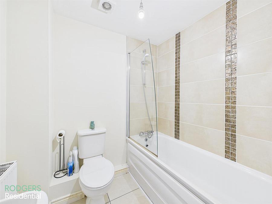 Apt 47, Titanic Walk 7 Ballymacarrett Road