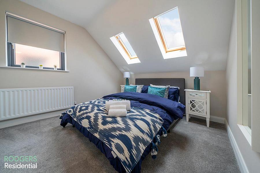 Apt 7 1 Utility Street