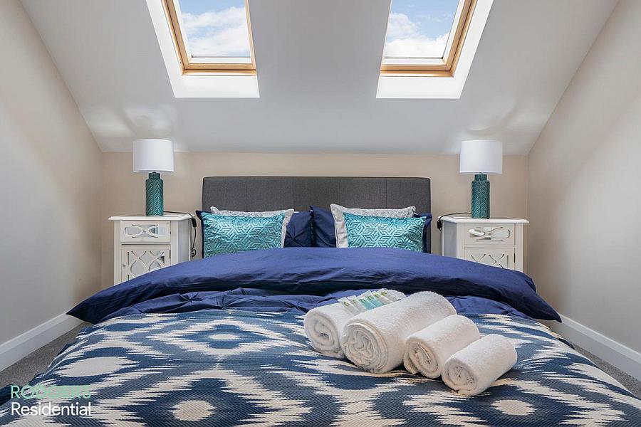 Apt 7 1 Utility Street