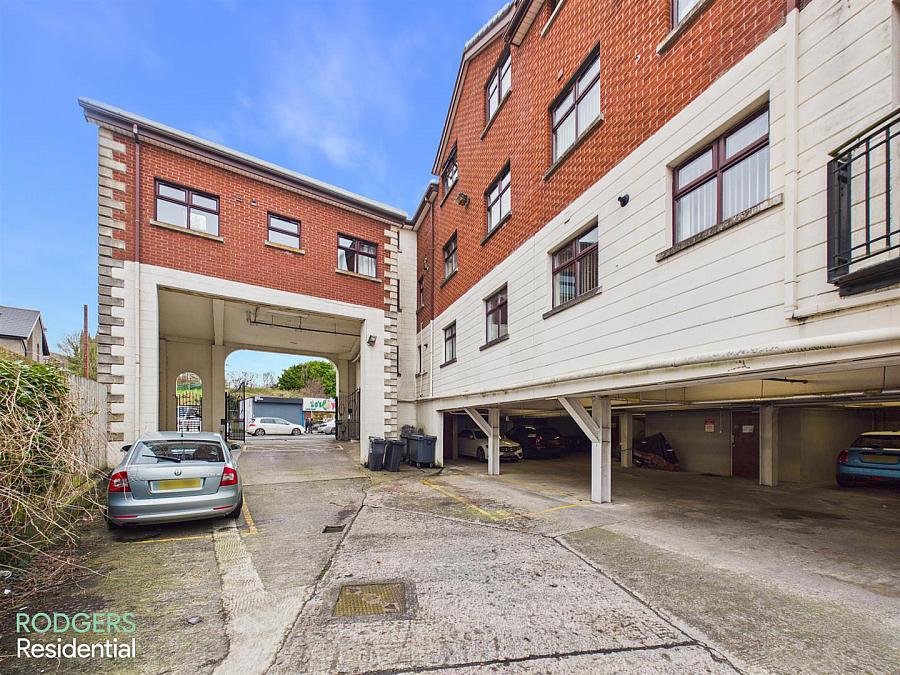 11, Normandy Court Upper Newtownards Road