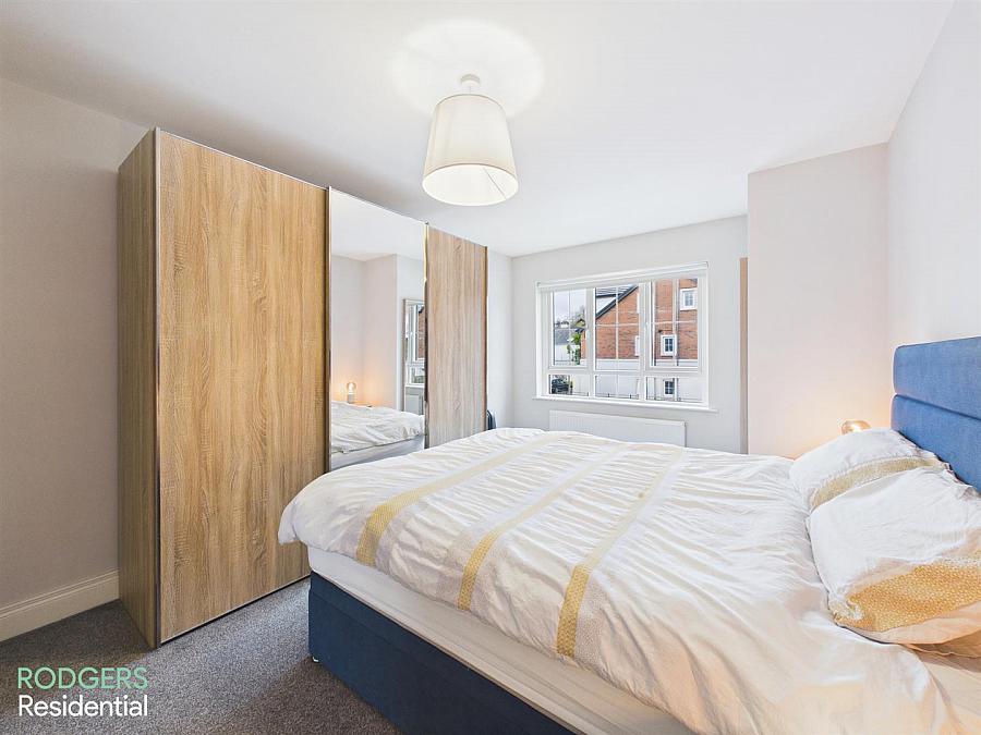 Apt 3, Ebrington Hall 149E Upper Newtownards Road