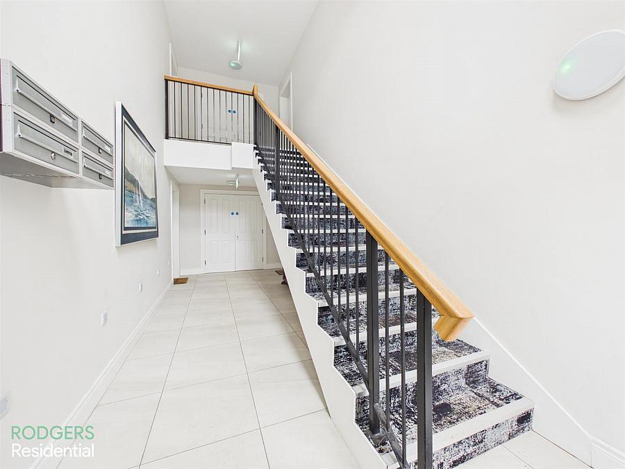 Apt 3, Ebrington Hall 149E Upper Newtownards Road