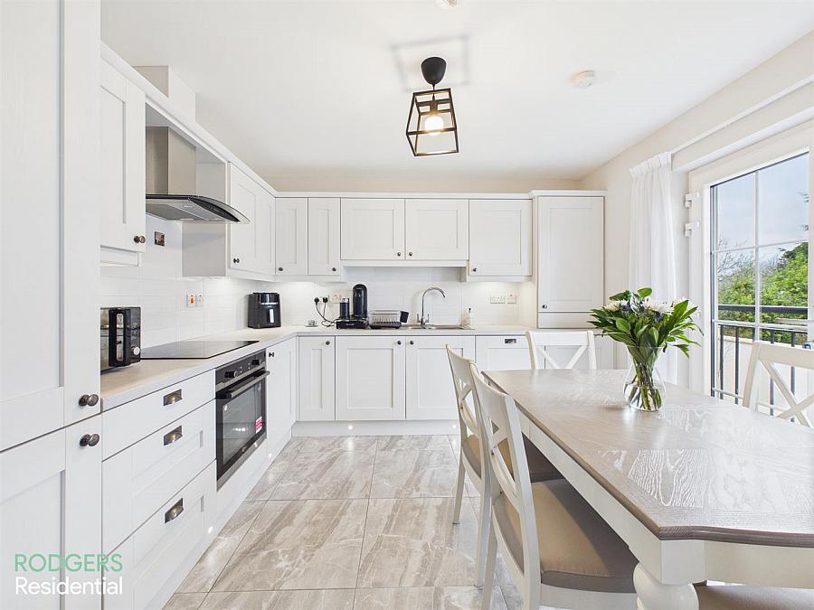 Apt 3, Ebrington Hall 149E Upper Newtownards Road