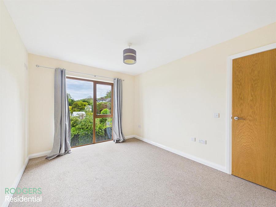 1 Redburn Court