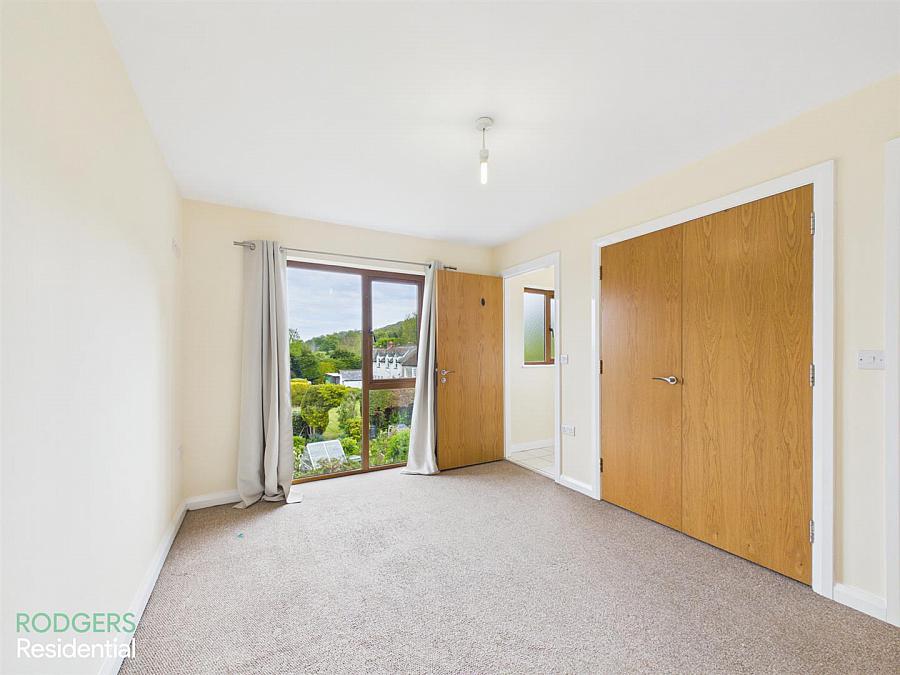 1 Redburn Court