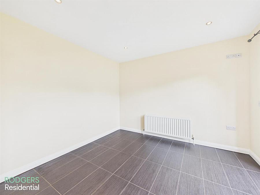 1 Redburn Court