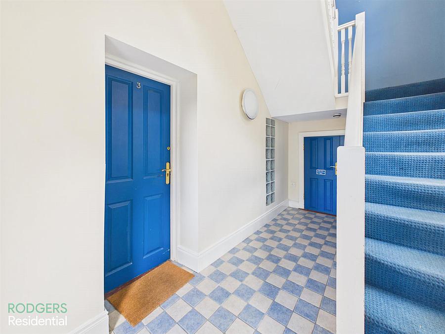 Flat 3, 23 Knock Road