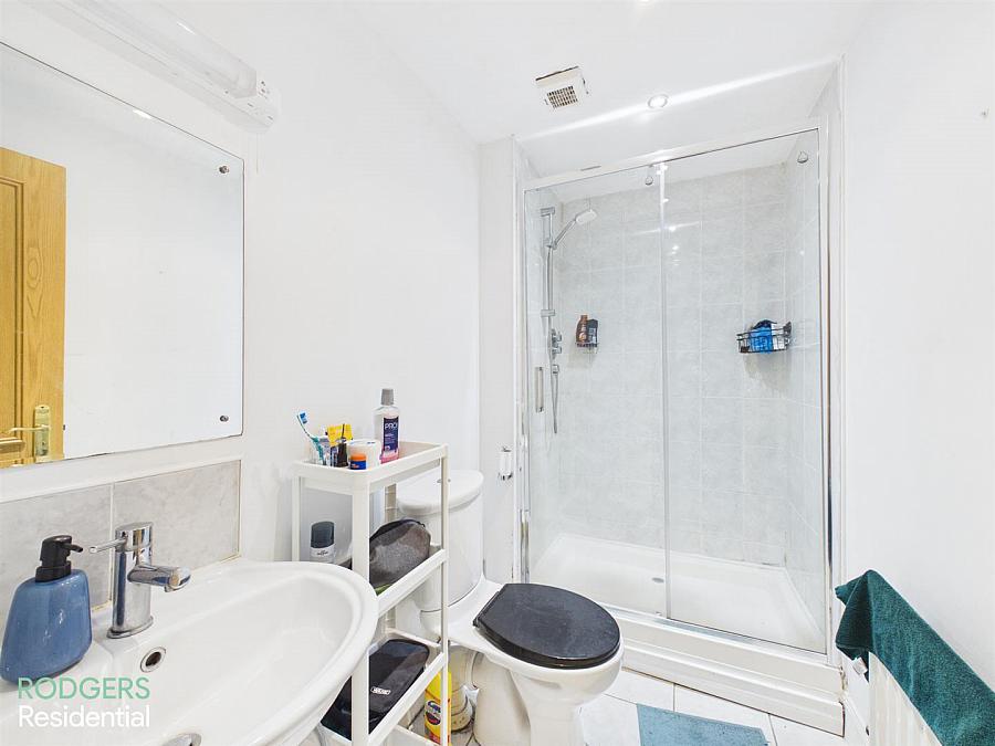 Flat 3, 23 Knock Road