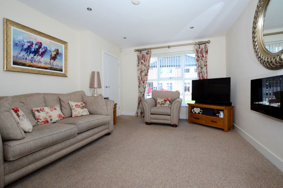 10 Drumford Meadow