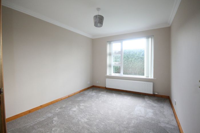 12 Lurgan Road