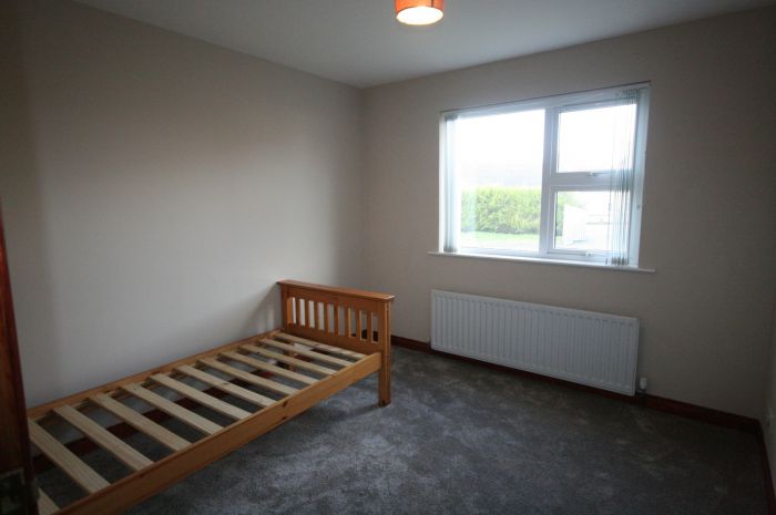 12 Lurgan Road