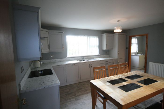 12 Lurgan Road
