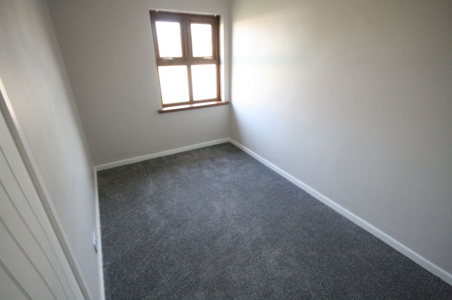 4 Cairn Terrace