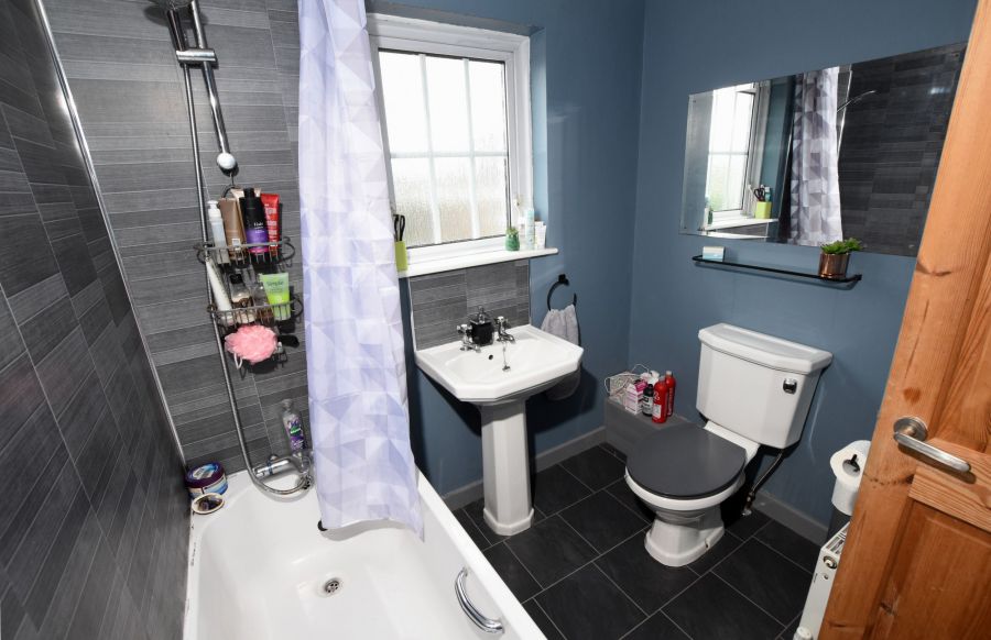 32 Smeaton Park