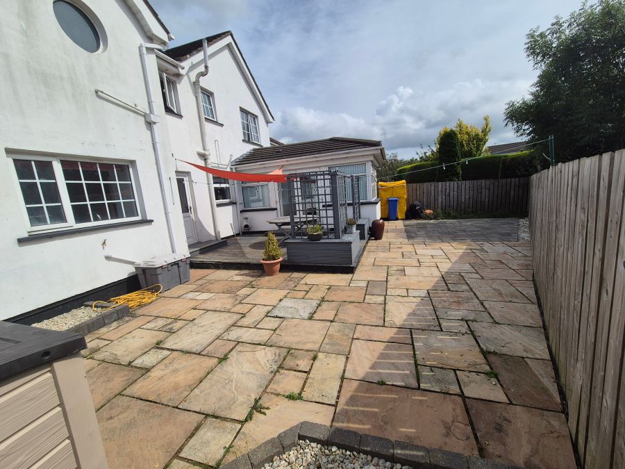 32 Smeaton Park