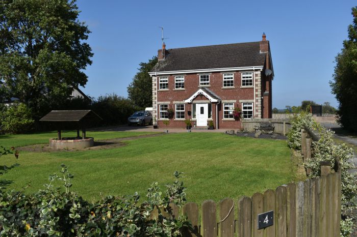 Country House with double garage & workshop, 4 Feumore Road, ballinderry upper, upper ballinderry, BT28 2LJ