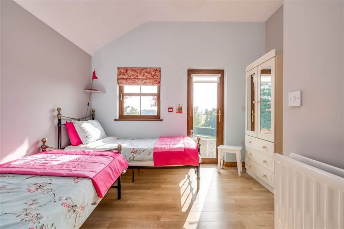 Flatfield Clocktower Cottages, Cottage 1, 71 Lany Road Flatfield Clocktower Cottages, Cottage 1, 71 Lany Road
