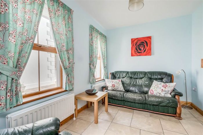 Flatfield Clocktower Cottages, Cottage 1, 71 Lany Road Flatfield Clocktower Cottages, Cottage 1, 71 Lany Road