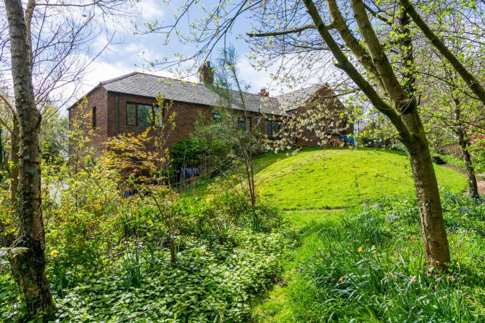 12 Taughblane Road